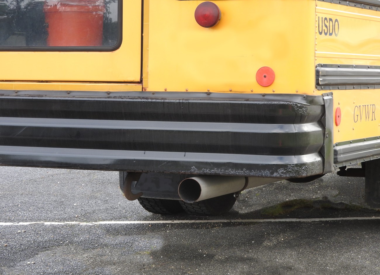School Bus Exhaustion Pipe