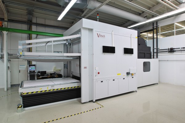 IR booster with electric hot air oven for efficient production of aircraft doors