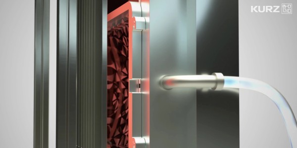 Infrarot-Wärme und UV-Technologie für die In-Mold-Decoration Foto KURZ