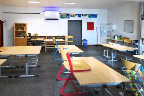  UV light disinfection in classrooms