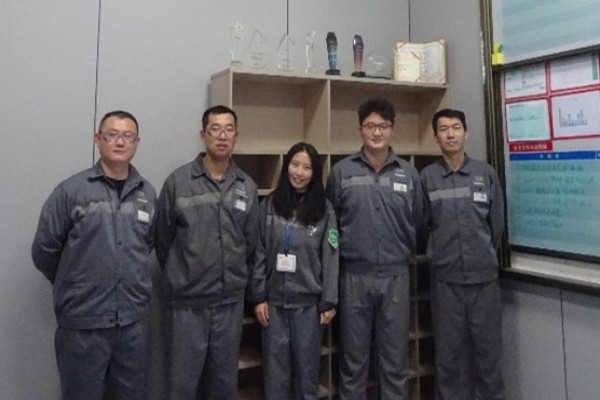 Diverses Team bei Heraeus Precious Metals Technology in Nanjing/China