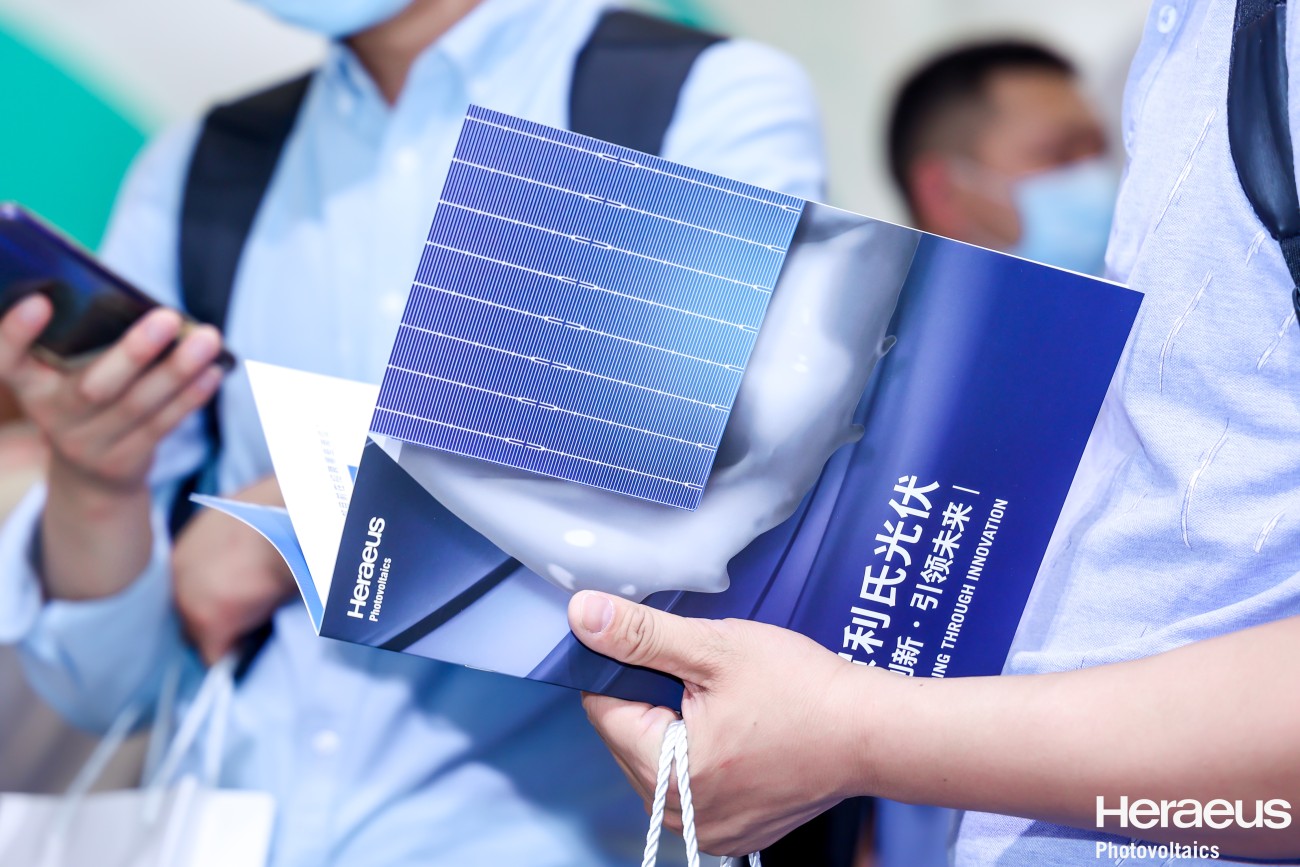 Heraeus Photovoltaics Brochure